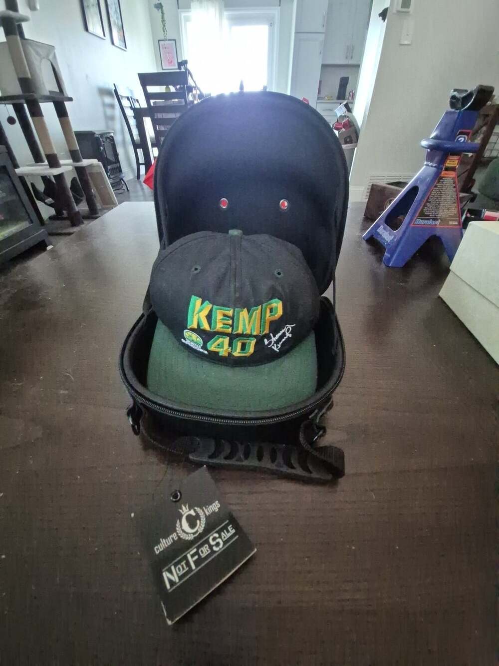 Seattle SuperSonics Shawn Kemp 40 Snapback Hat Cap with embroidered signature.